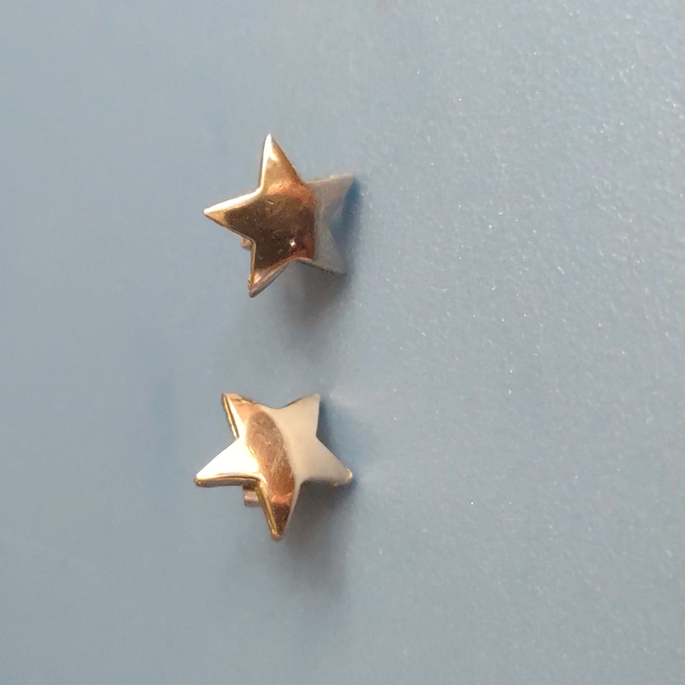 Star earrings